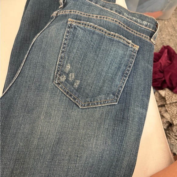 Current Elliot Flip Flop Jeans Raw Hem - Picture 9 of 9